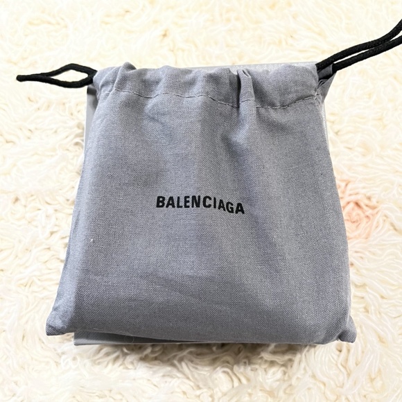 BALENCIAGA Perforated Logo Leather Bifold Wallet - Picture 8 of 8